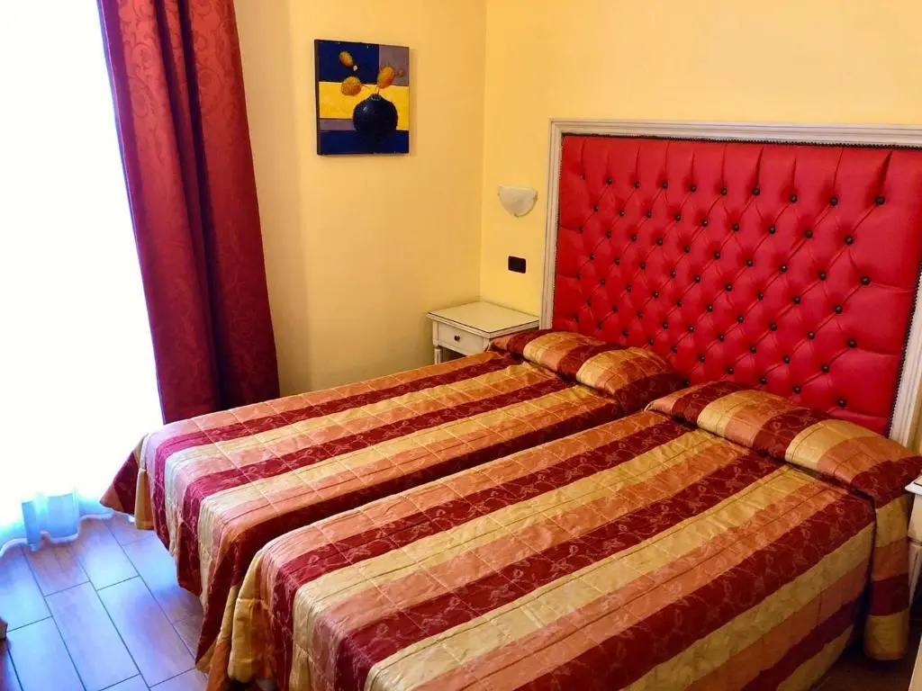 Standard Double room (twin beds)