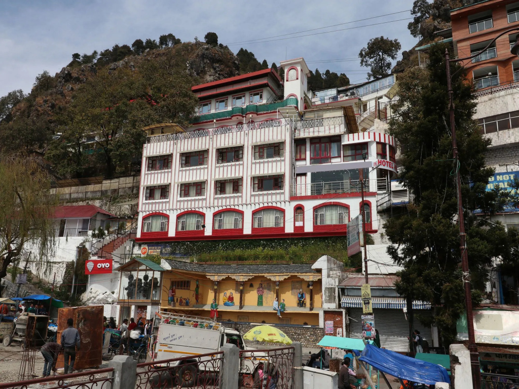 OYO 1467 Hotel Hill Queen