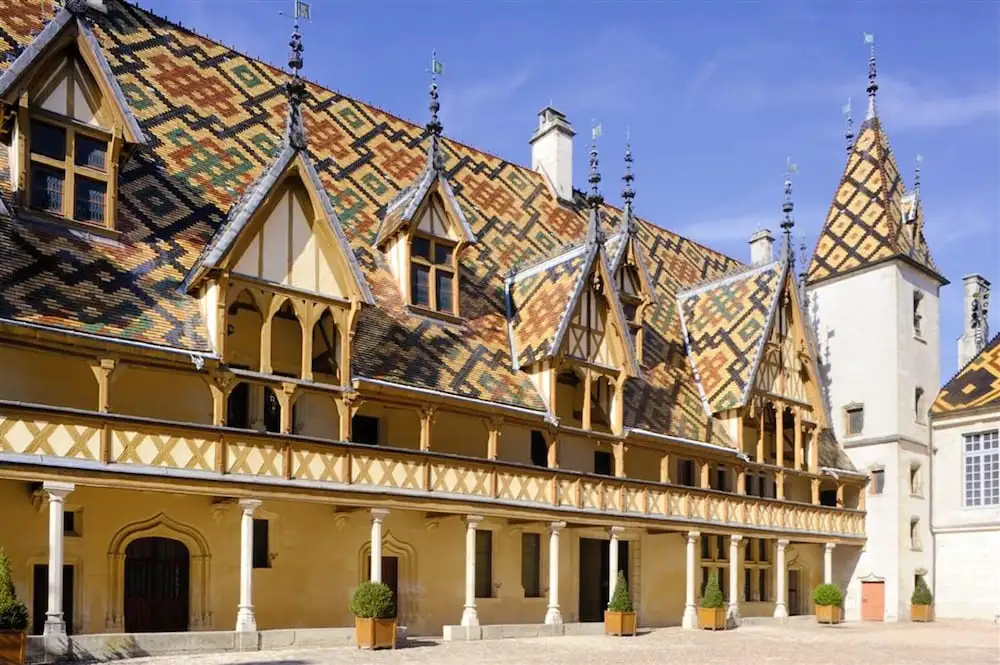Apartment With one Bedroom in Beaune, With Enclosed Garden and Wifi