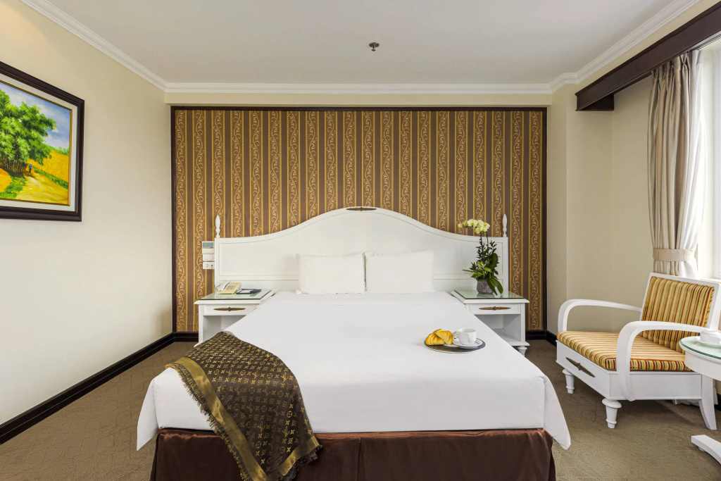 Deluxe room with city view