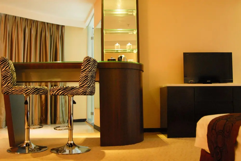 Double Suite (twin beds)