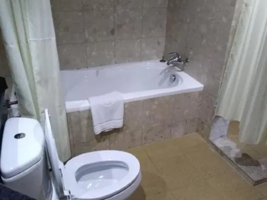 Oriental Crystal Hotel