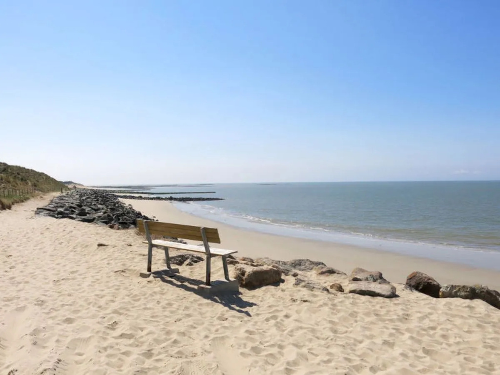 Beach & Waterfront