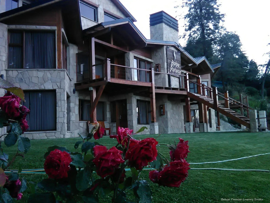 Bahia Paraiso Luxury Suites