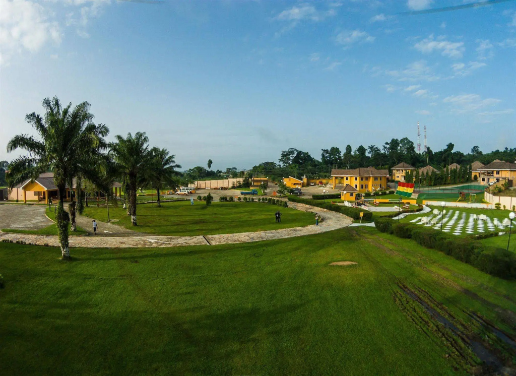 Beige Village Golf Resort & Spa