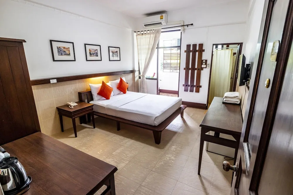 Sakulchai Place Hotel - Chambres