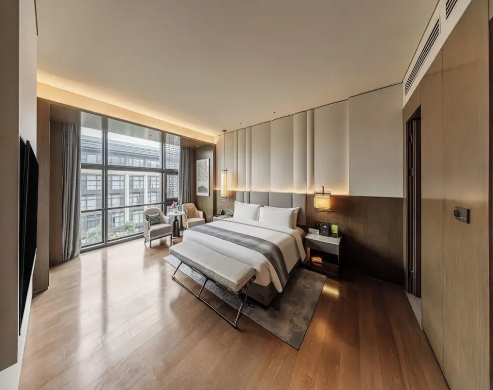 Business Suite