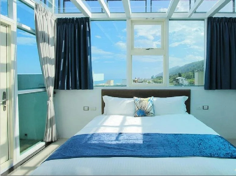 Balcony & Terrace
