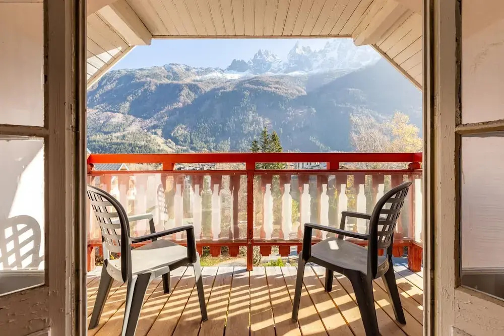 Balcony & Terrace