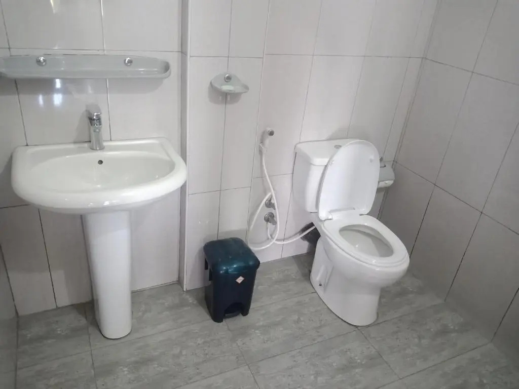 Deluxe Double room (full double bed)