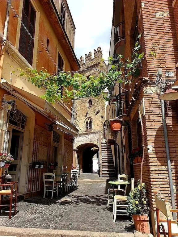 caty house