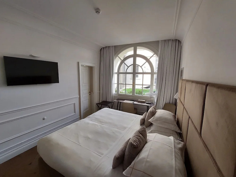 Classic Patio Double room (full double bed)