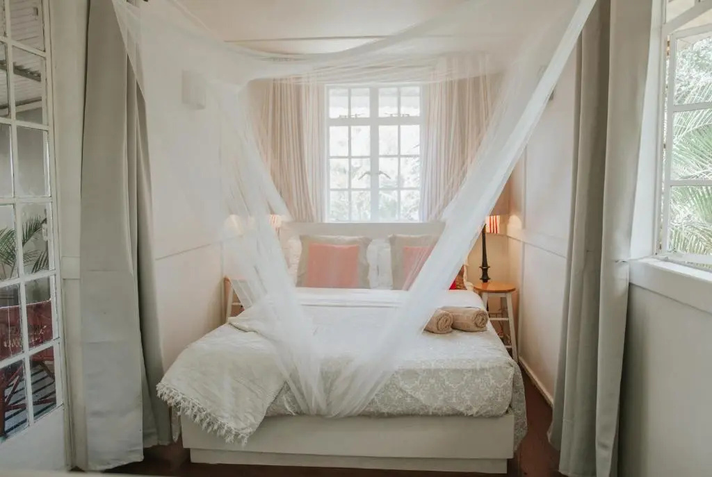 2 Bedrooms Cottage