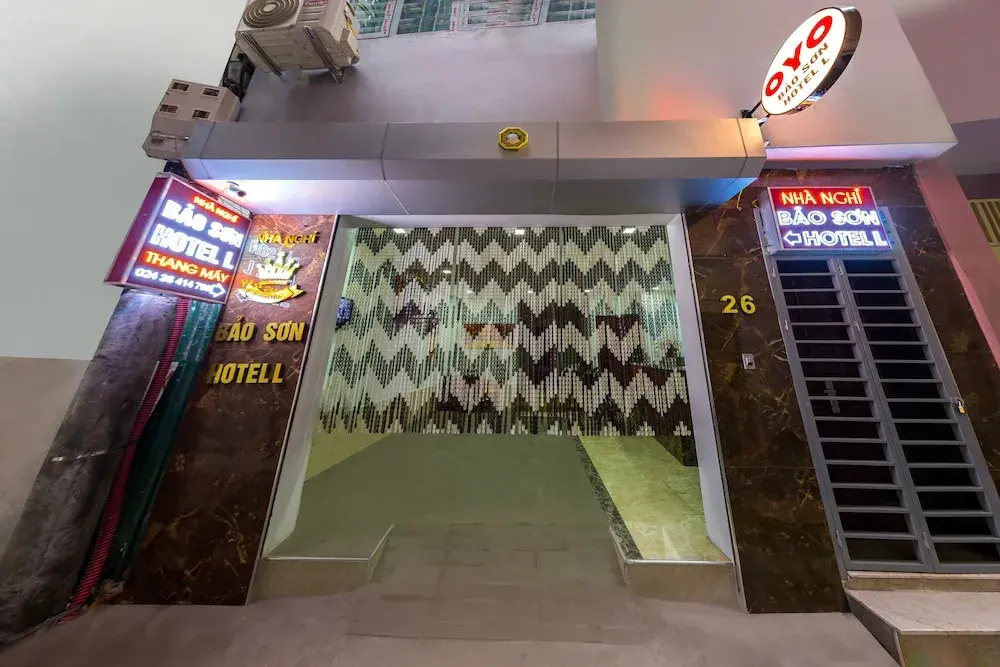 OYO 1001 Bao Son Hotel L