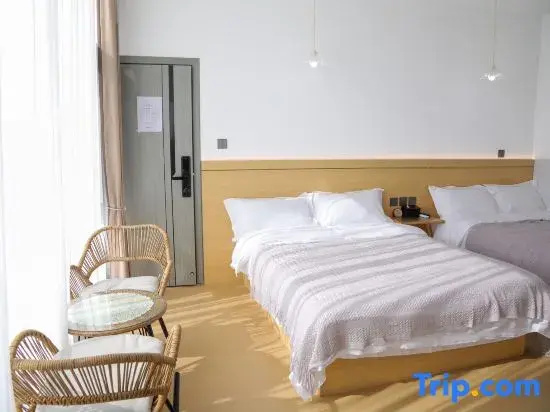 Standard Double room with balcony (twin beds)