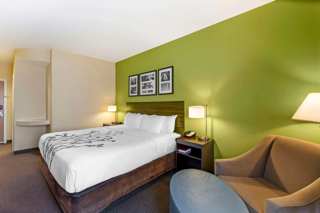 Hotel photo 32