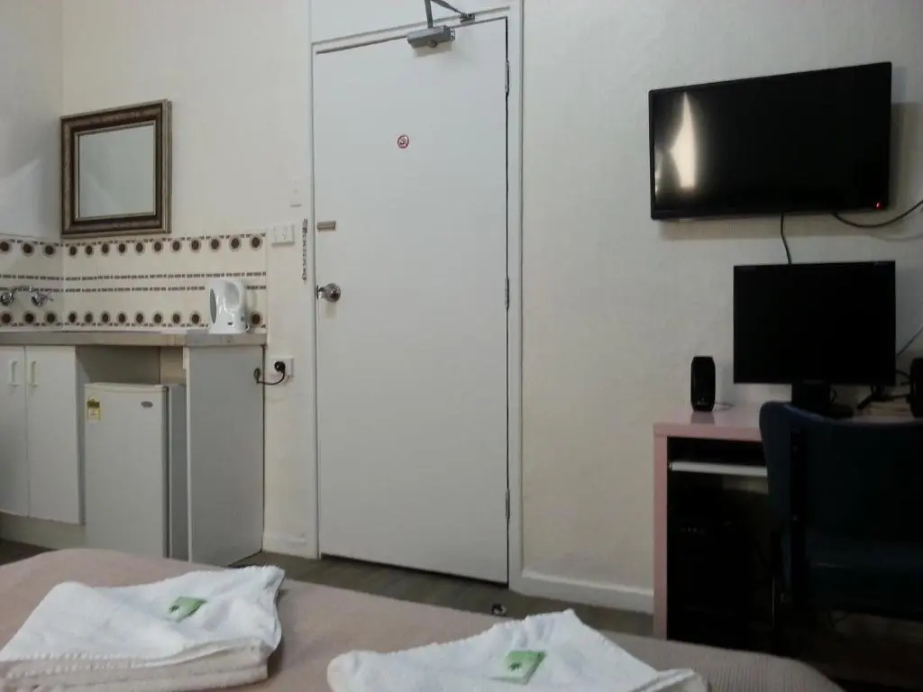 Standard Double room (full double bed)
