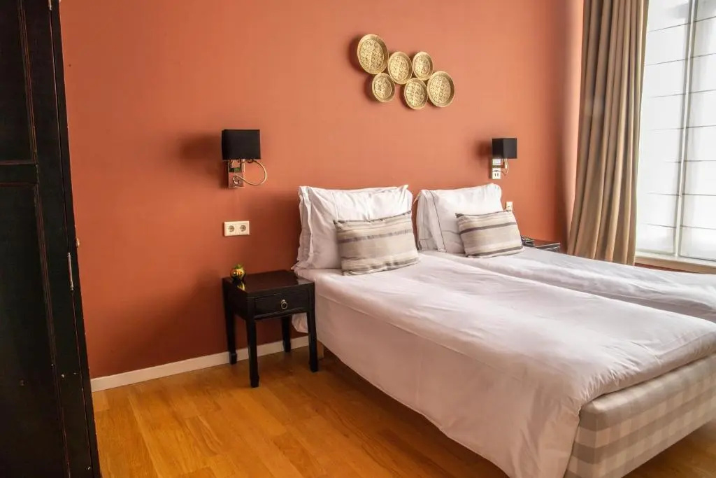 Comfort room