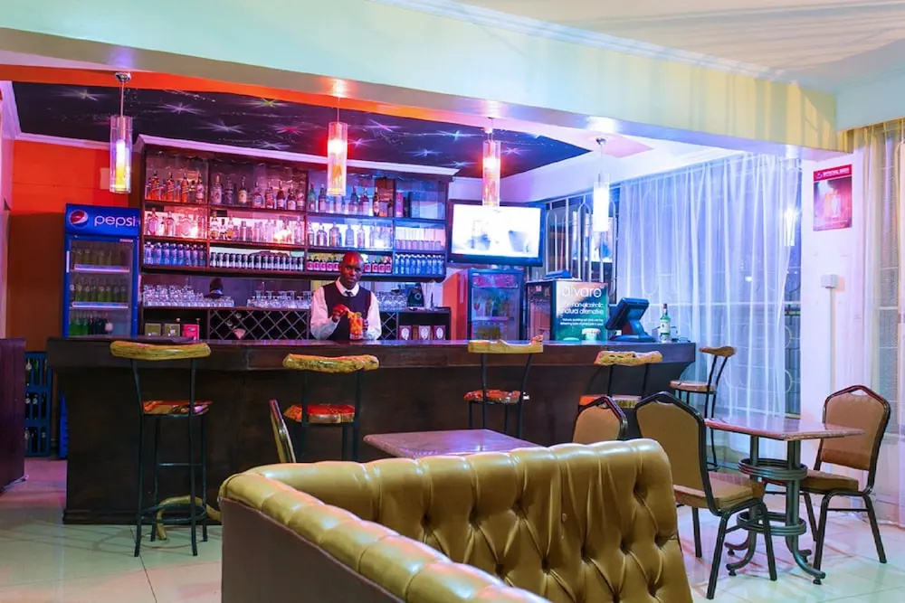 Food & Beverage