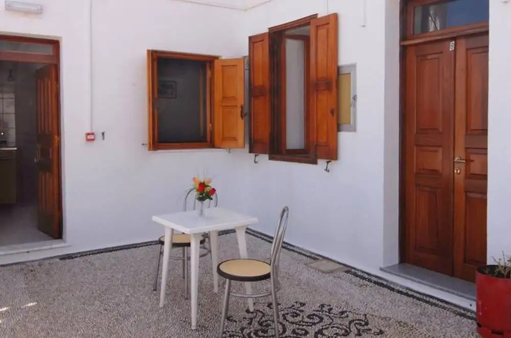 Seaview Studio For Two Just Minutes From The Beach