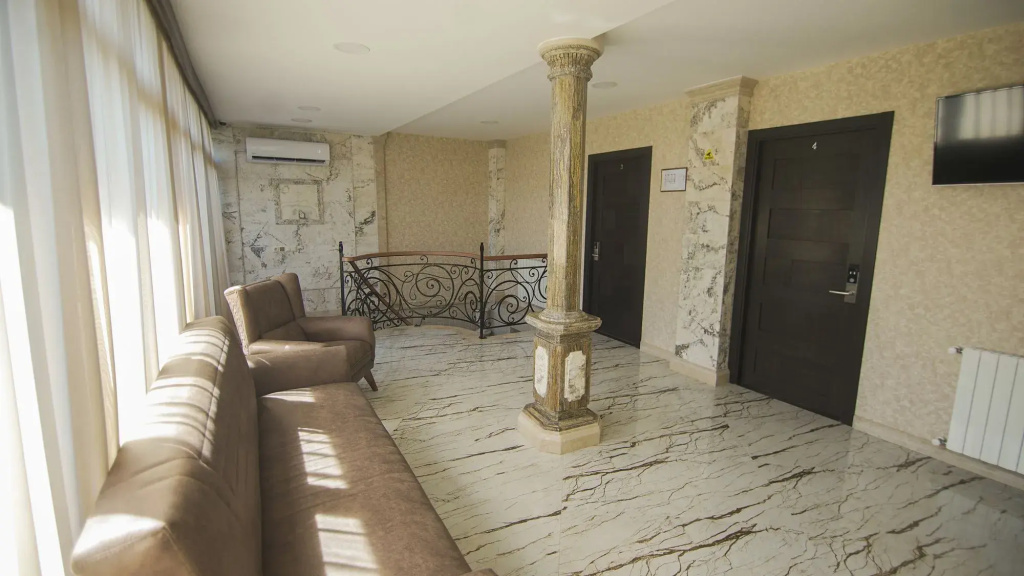 Hotel photo 12