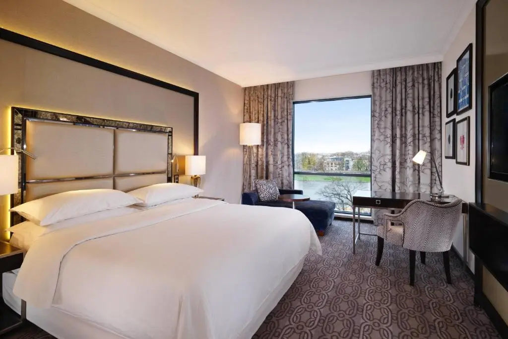 Sheraton Grand Krakow - Chambres