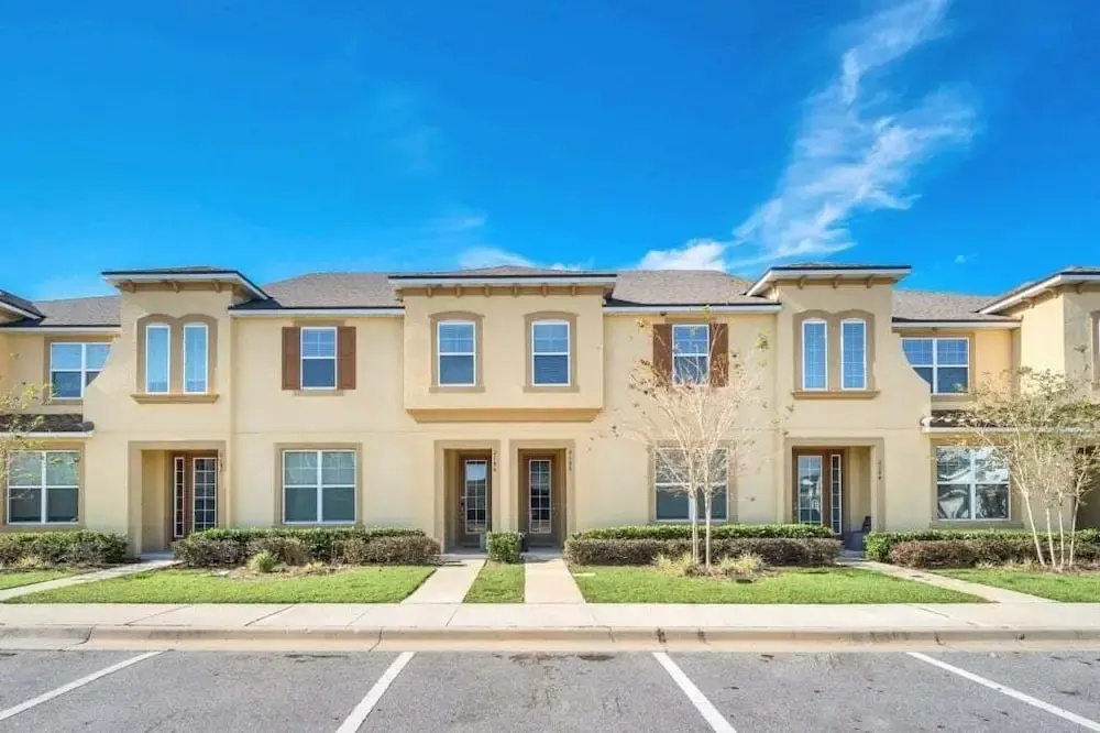 5 Bed With Private Splash Pool! 5 Bedroom Townhouse