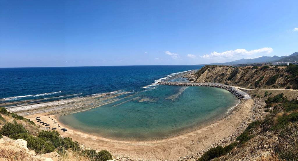 Beach & Waterfront