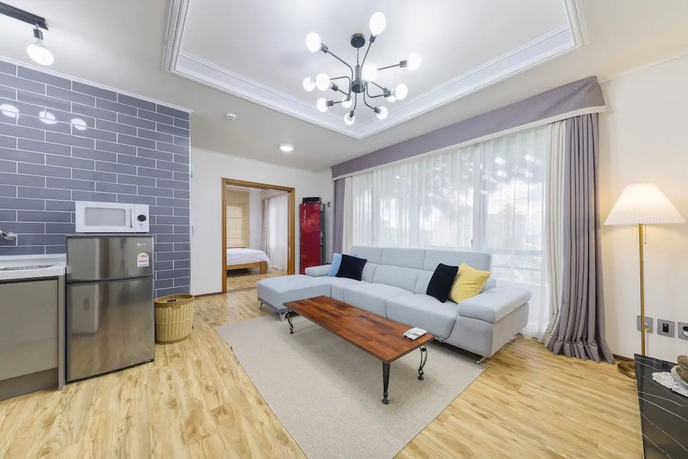 Standard Family room