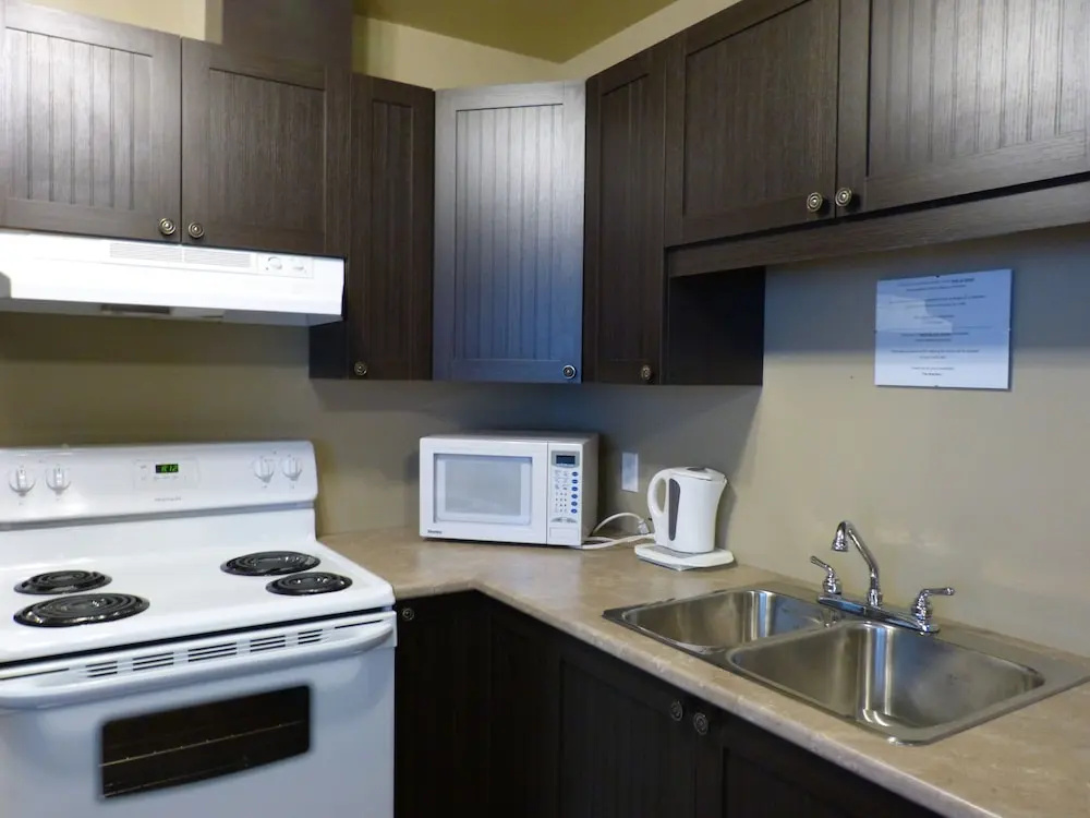 Superior Quadruple room with lake view (2 full double beds)
