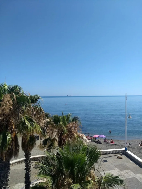 Beach & Waterfront