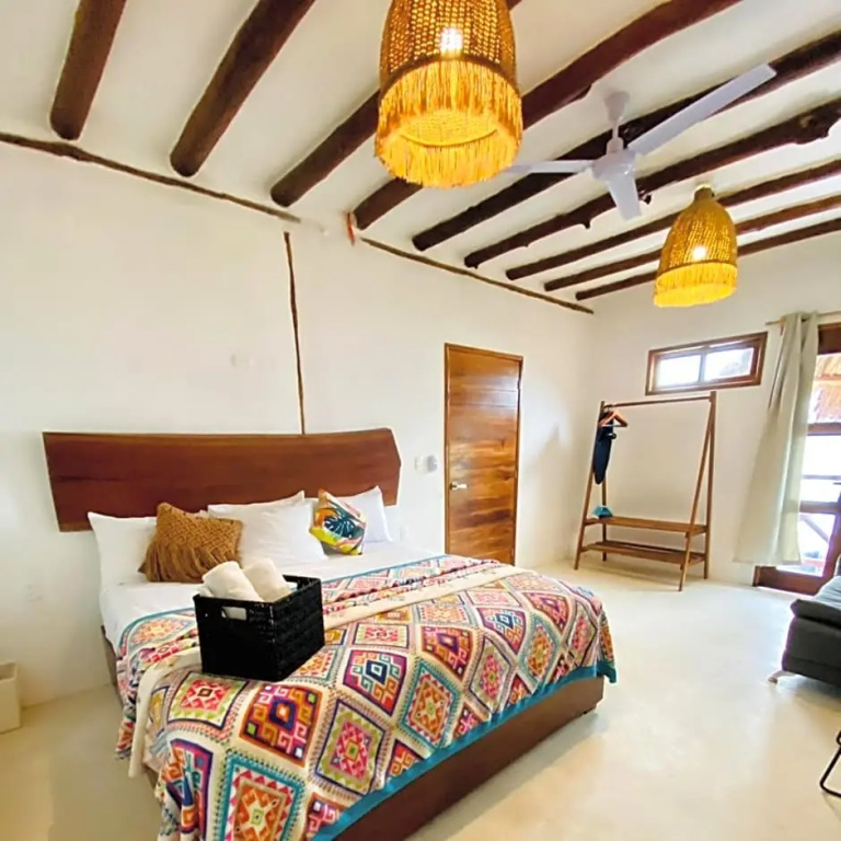 Deluxe Double room (full double bed)