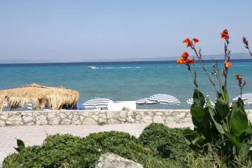 Beach & Waterfront