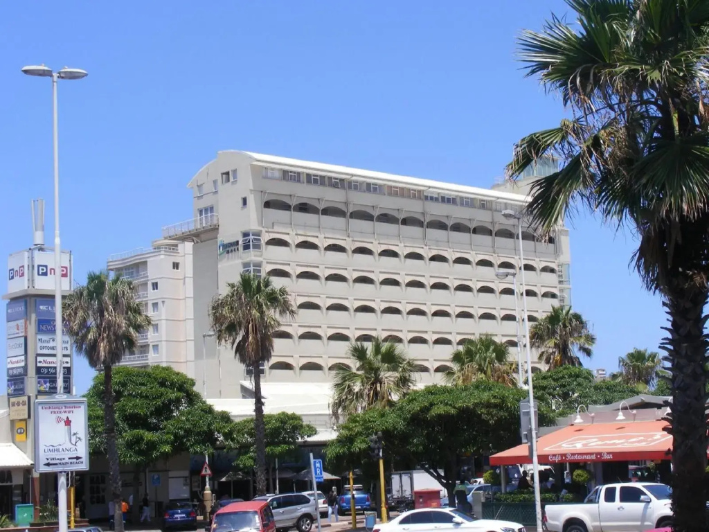 506 Lighthouse Mall