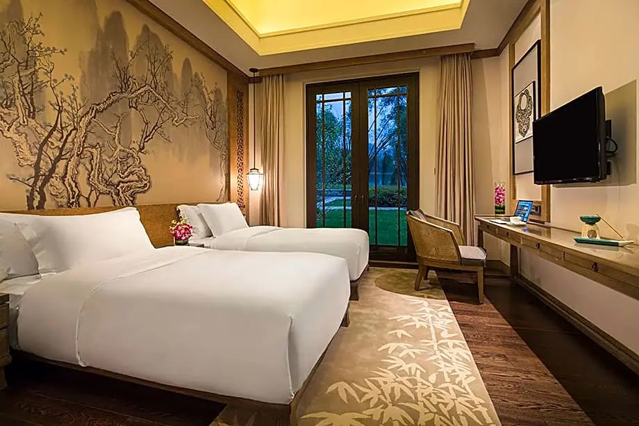 2 Bedrooms Triple Villa