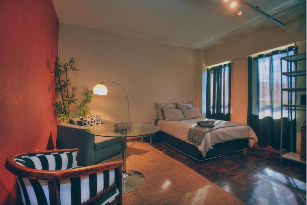 Cozy, Modern Living in Maboneng: 104