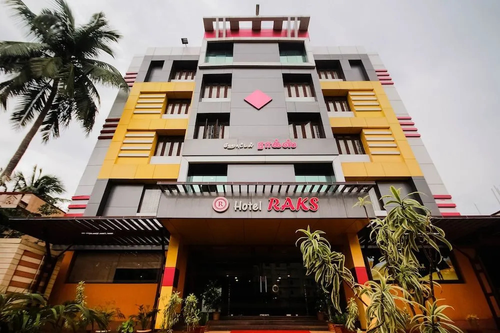 Capital O 49169 Hotel Raks