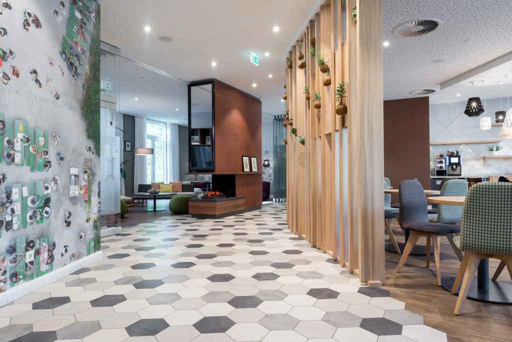 Hotel photo 12