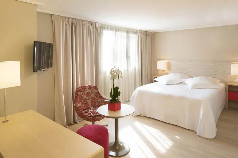 Oceania L'Univers Tours - Chambres