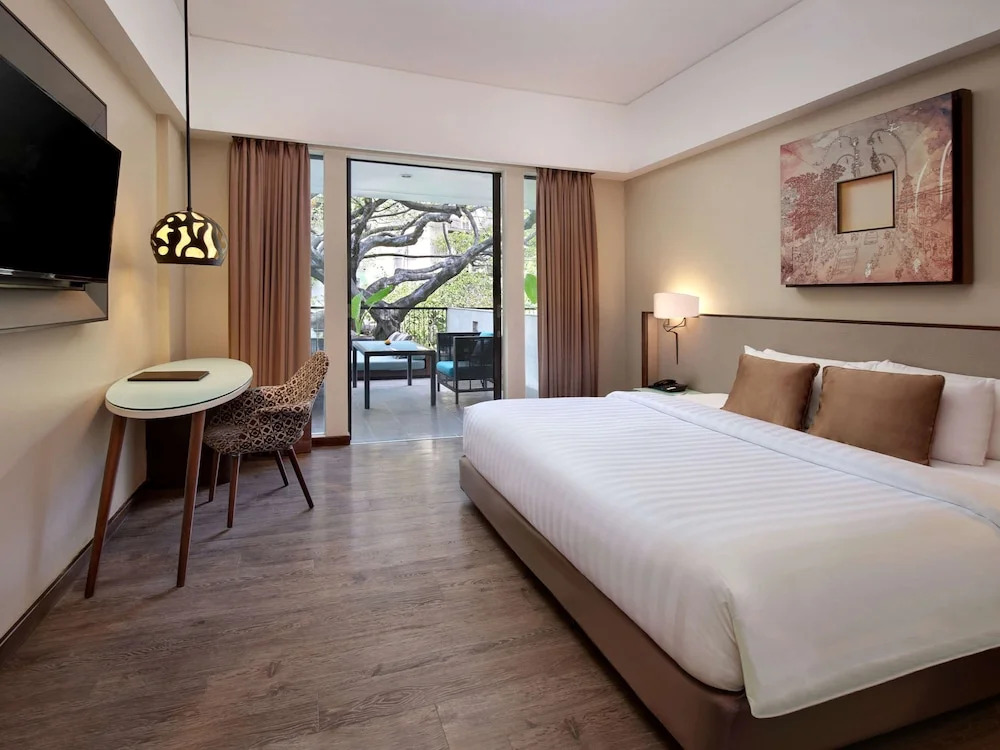 Mercure Bali Legian