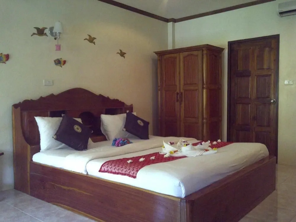 Double Bungalow with balcony and with sea view (full double bed)