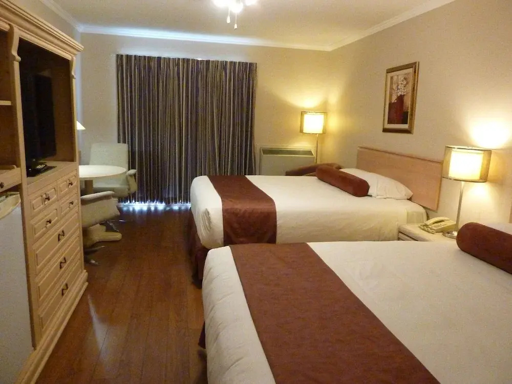 Superior Quadruple room
