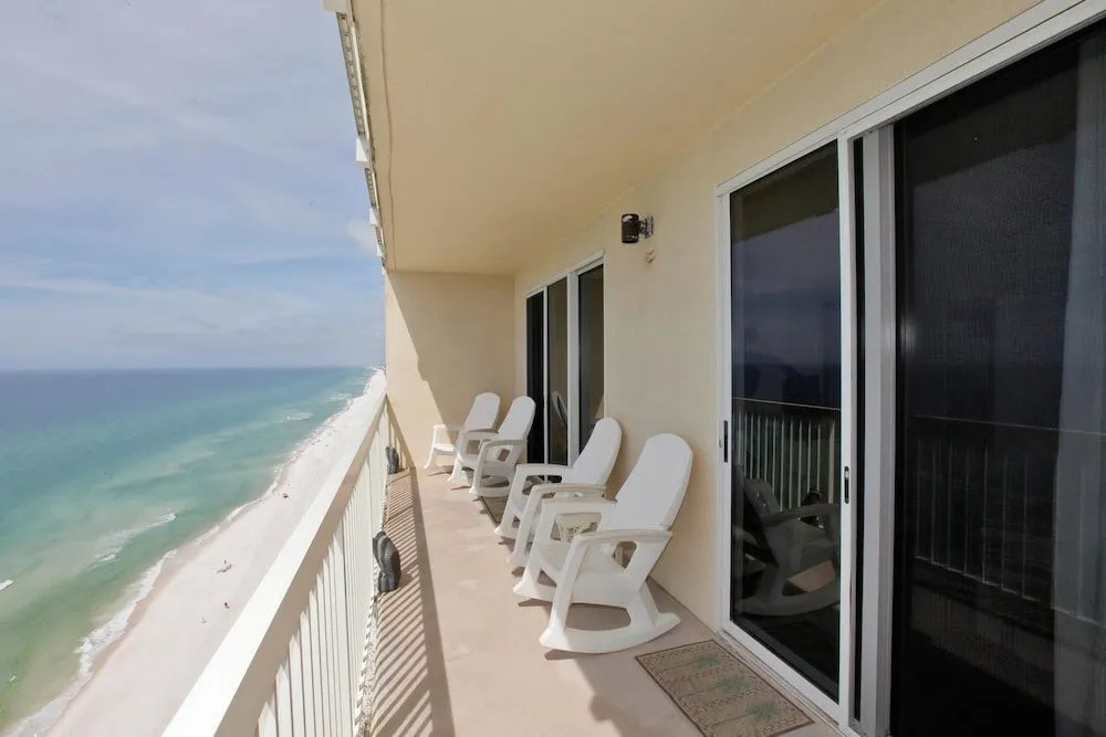 Celadon Beach Resort by Panhandle Getaways - Général