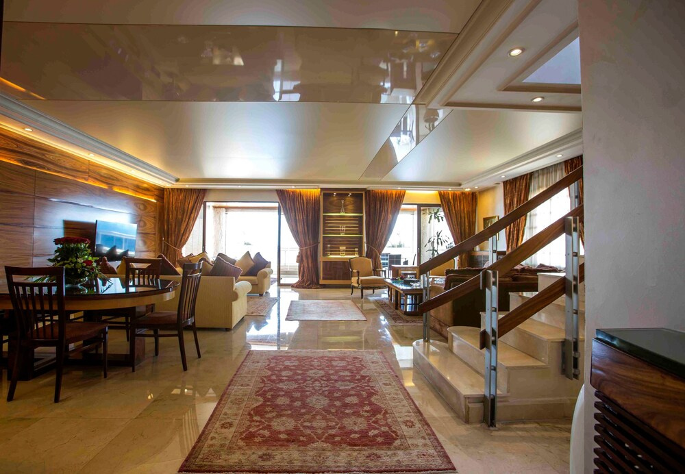 Royal Suite