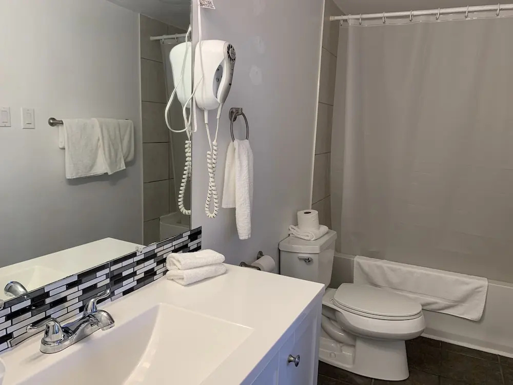 Deluxe Quadruple room with sea view
