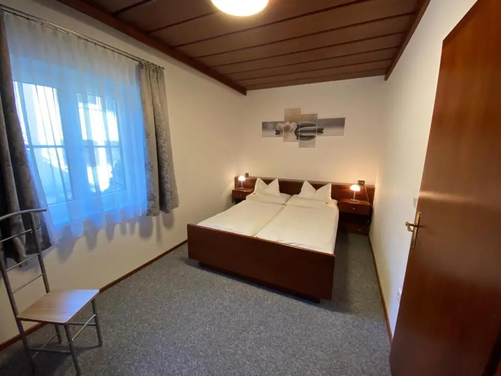 Woerndl Pension - Chambres