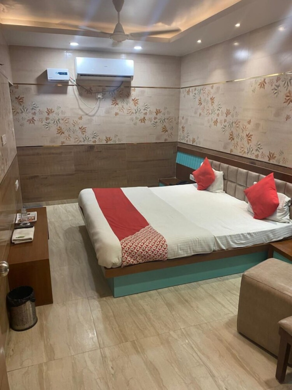 Executive room