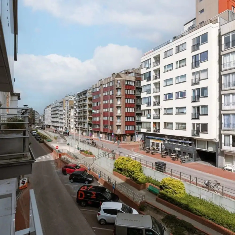 Renovated Apartment Close to the Beach
