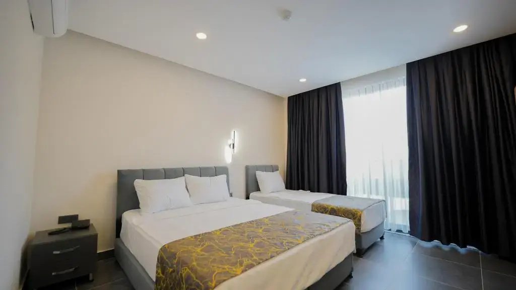 Blue Serenity Hotel — фото