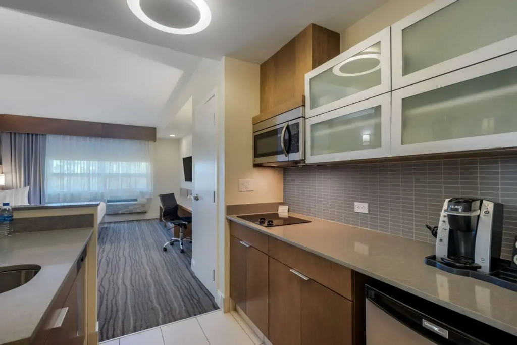 Best Western Plus Sawridge Suites - фото 33